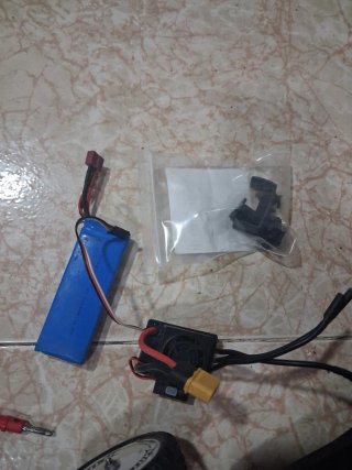 Coche RC Eléctrico Buggy 1/10 wl toys