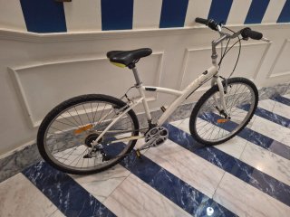 Bicicleta BTWIN Blanca
