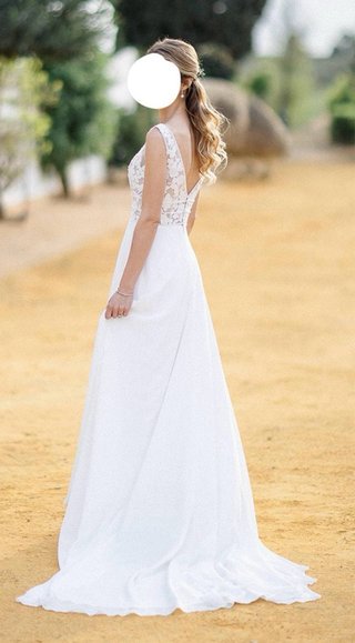 Vestido y capa de Novia Sedka