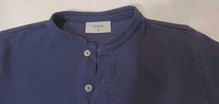 Polo Springfield bloques azul, gris y blanco.