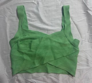 Top verde Mango tejido