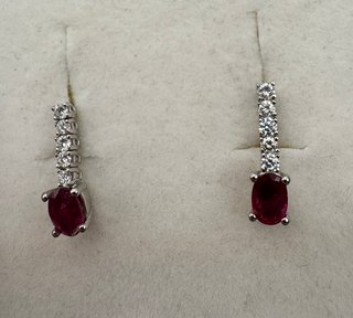 Pendientes oro 18 kt diamantes y rubíes
