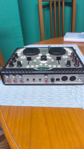 Consola DJ Hercules Negra/Gris
