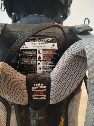Silla bebé senderismo Deuter Kid Comfort