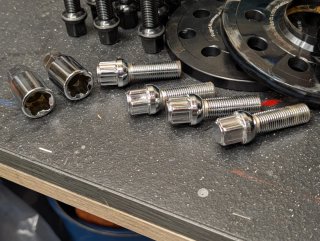 4 Separadores VAG 10mm