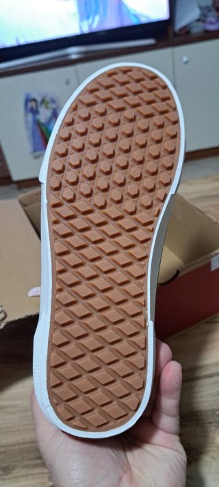Scarpe vans la scatola leggermente rovinata