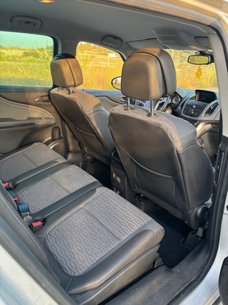 Opel Zafira Tourer 2012