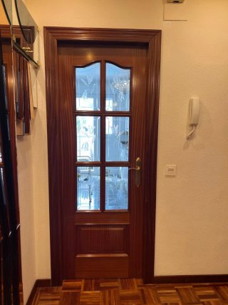 Puerta de interior de madera