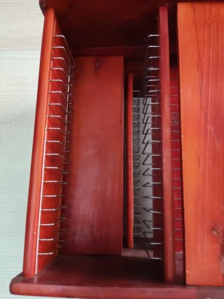 Porta CDs giratorio madera y metal