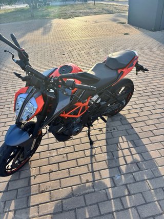 KTM Duke 390 2023