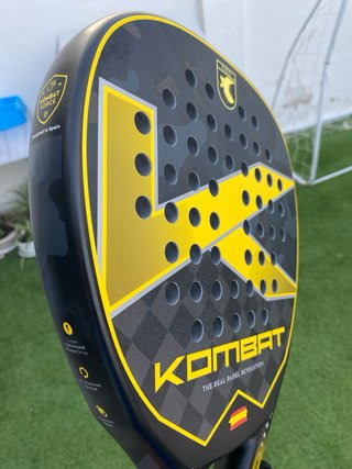 Pala de pádel Kombat Geo