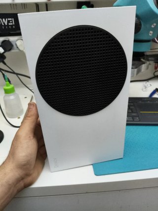 Xbox Series S averiada