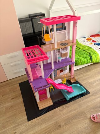 Casa Barbie en perfecto estado