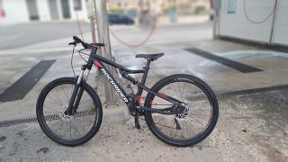 Bicicleta MTB Rockrider Negra