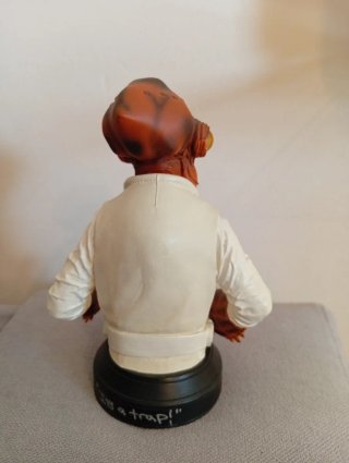 Busto Star Wars Admiral Ackbar Autografiado