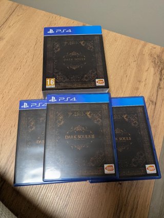 Dark Souls Trilogy PS4