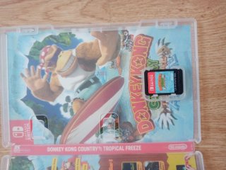 Donkey Kong Country Tropical Freeze Switch