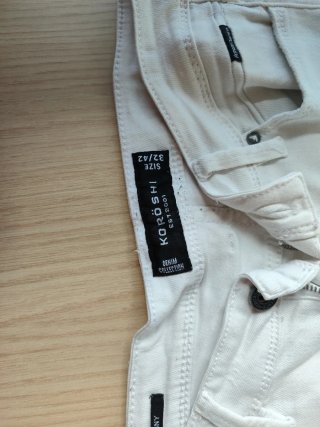 Pantalón Vaquero Blanco Skinny Roto