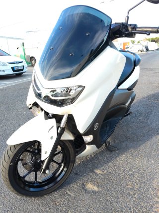 Yamaha NMAX 125 Scooter Maxi Gris/Blanco