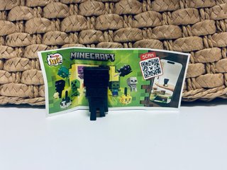 Figura Kinder Joy EnderMan VC311 Minecraft 2026