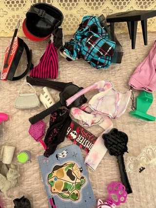 Lote 5 Muñecas Bratz + Moto + Accesorios