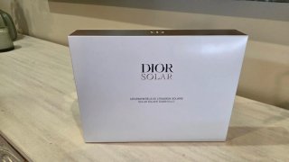 Estuche Dior Solar Neceser y 3 Productos