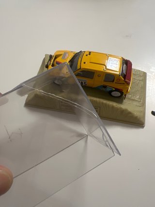 Miniatura Peugeot 205 Turbo 16 Dakar 1987