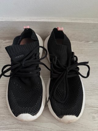 Zapatillas Oysho calcetín negras talla 37