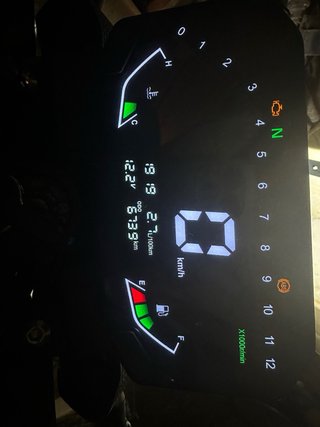 Voge 125R Negra - Moto Naked