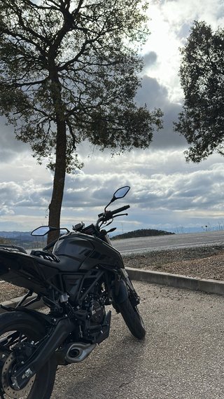 Voge 125R Negra - Moto Naked