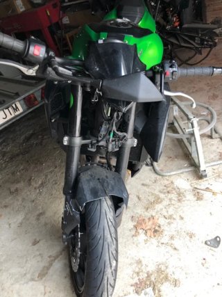 Kawasaki Z900 2018 siniestrada