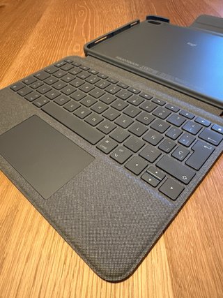 Funda Teclado Logitech Folio Touch iPad 11
