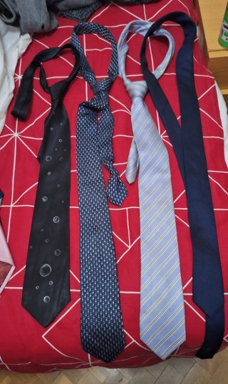 Traje de hombre azul  Urge por mudanza!!