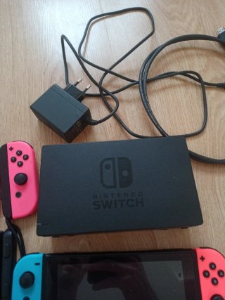 Nintendo Switch V2 Azul/Rosa + Accesorios