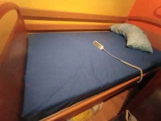Cama articulada eléctrica madera y metal