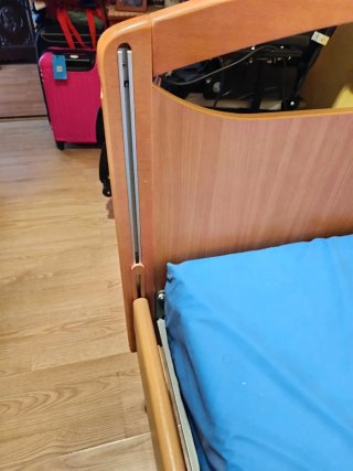 Cama articulada eléctrica madera y metal