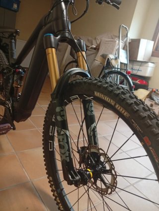 Bicicleta Eléctrica Enduro Haibike AllMtn 10