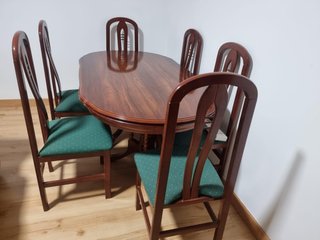 Mesa de comedor y 6 sillas