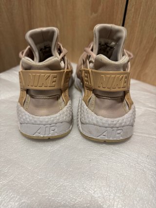 Nike Huarache Rosa 8.5