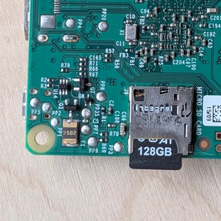 Raspberry Pi 2 Model B V1.1 + MicroSD 128GB