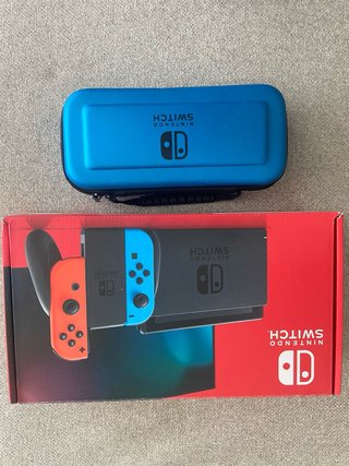 Nintendo Switch Blu e Rosso + Custodia