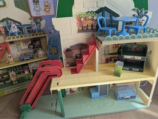 Supermercado Bluey con figuras y accesorios