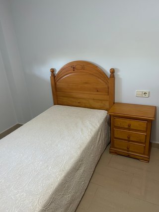 Dormitorio Pino: Cama 90 + 2 Cabeceros + Mesita
