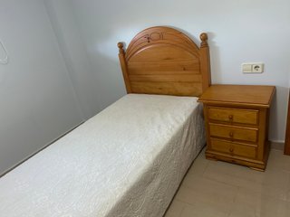 Dormitorio Pino: Cama 90 + 2 Cabeceros + Mesita
