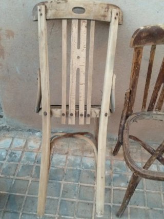 Vecchie sedie Thonet in legno