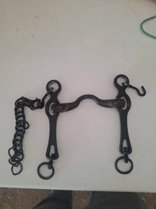 Bocado Portugués Usado