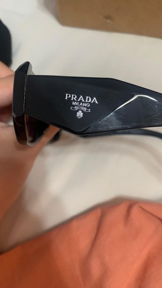 Gafas de sol Prada negras
