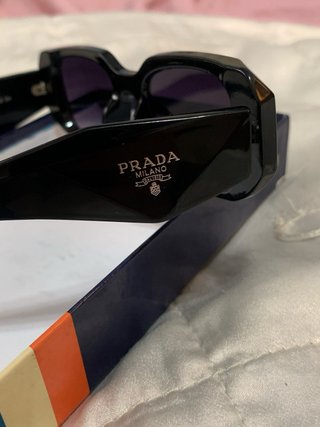 Gafas de sol Prada negras