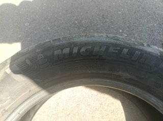Neumático Michelin 205/60 R15 v92