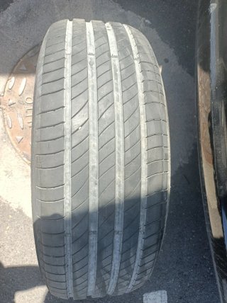 Neumático Michelin 205/60 R15 v92
